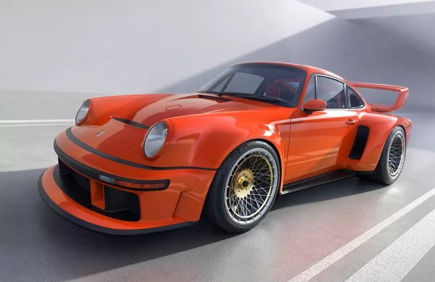 Singer DLS Turbo 2023 на базе Porsche 911 показан на фото
