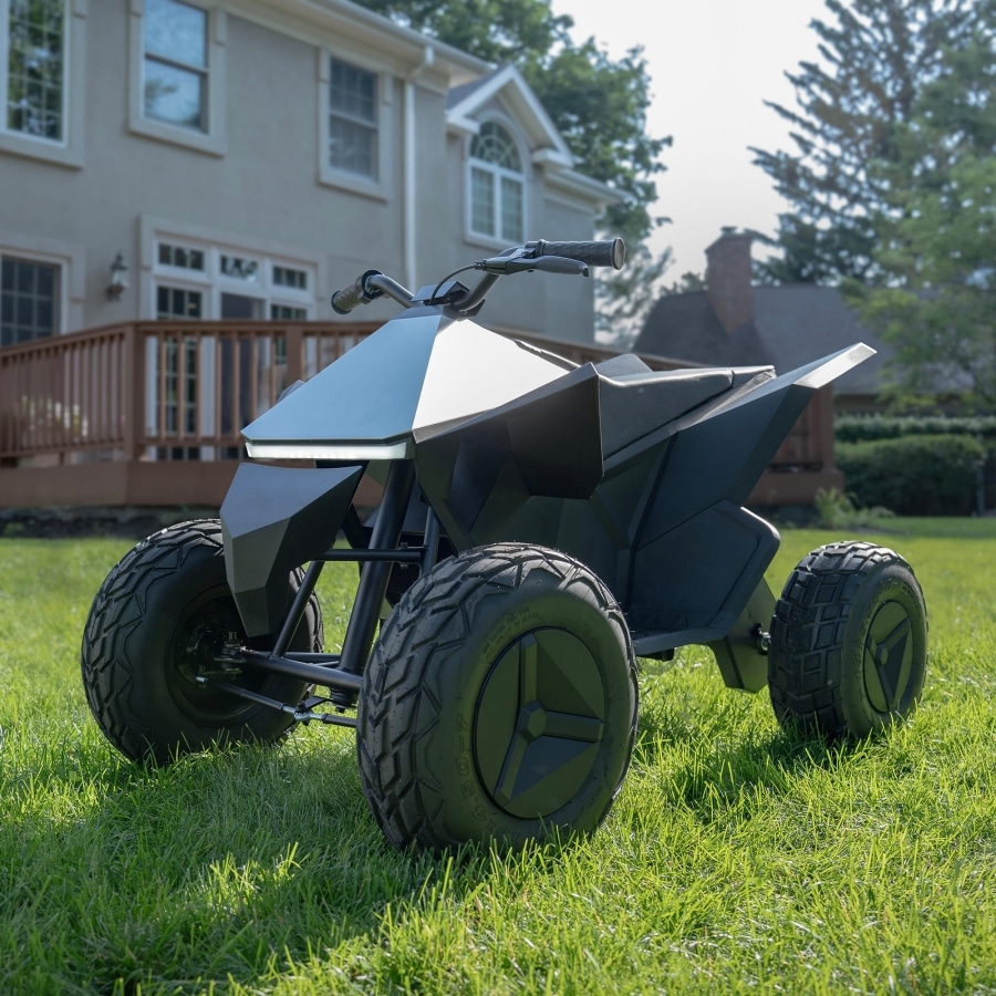 Запрещенный в США квадроцикл Tesla Cyberquad запущен в Китае