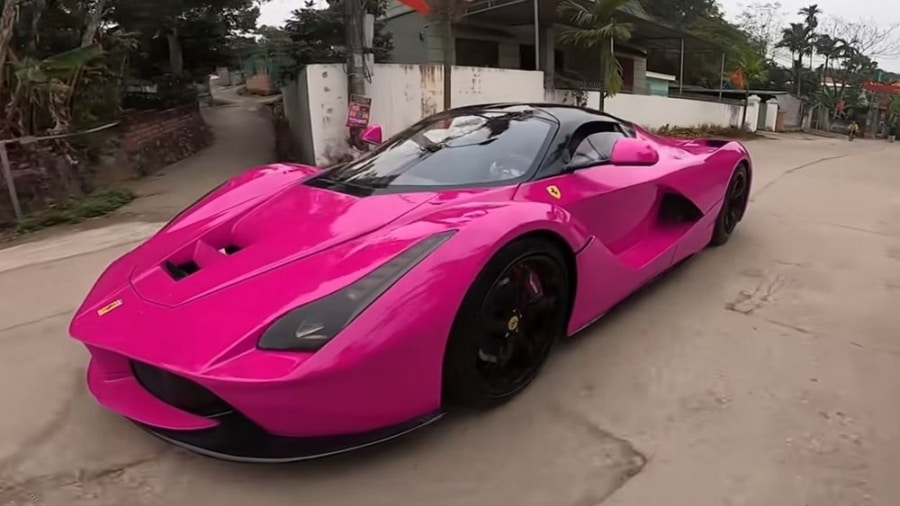 Этот LaFerrari на самом деле старая Toyota.