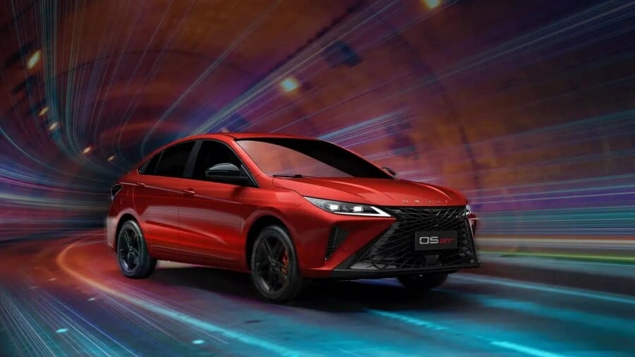 Omoda O5 GT дебютирует с решеткой радиатора в стиле Lexus и турбодвигателем мощностью 197 л.с.