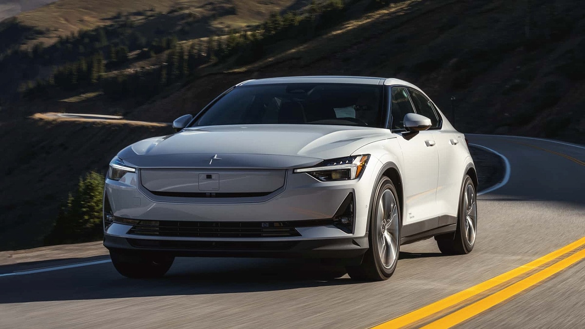Polestar 2 2024 получил две дополнительные заявки
