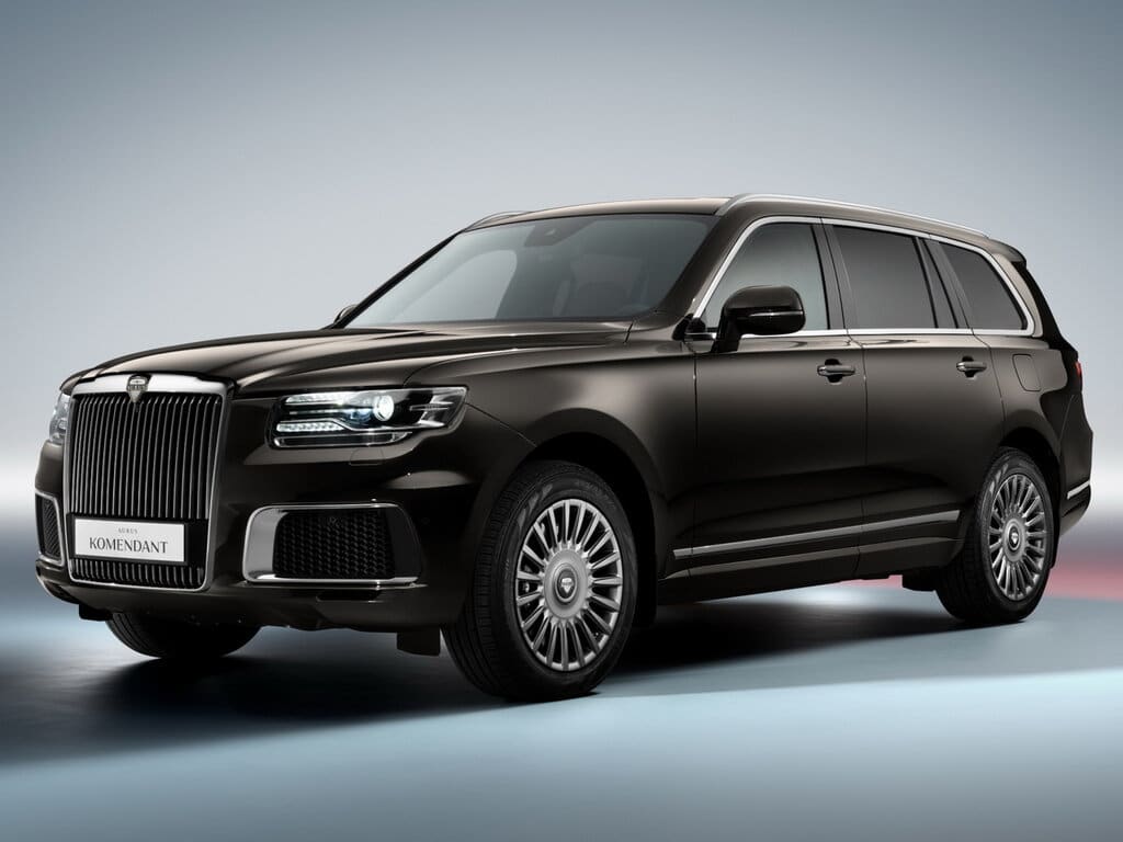 Aurus Komendant 2023 стал самым красивым автомобилем в РФ