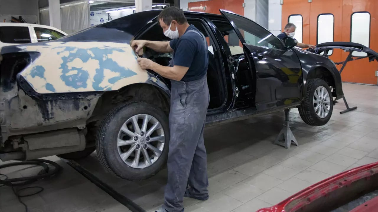 Цены на запчасти для автомобилей в России с начала года изменились на 20%, но в какую сторону?