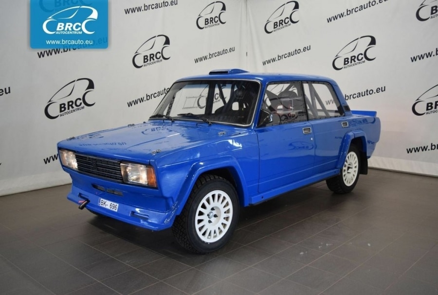 В Латвии продают новенькую Lada 2107 VFTS, подготовленную к ралли.