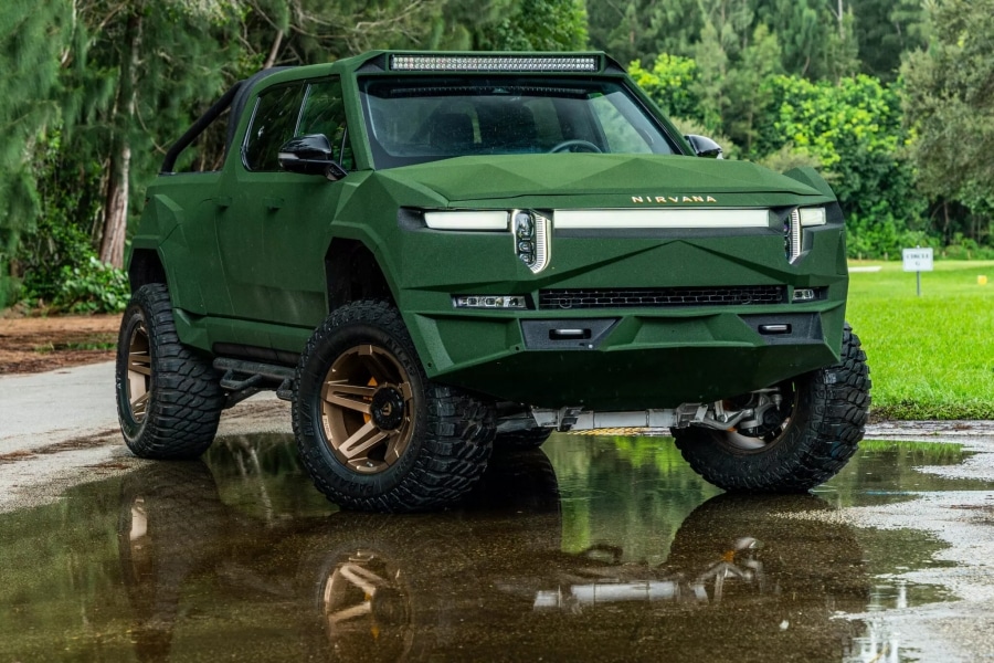 Apocalypse Nirvana – первый в мире поднятый Rivian R1T