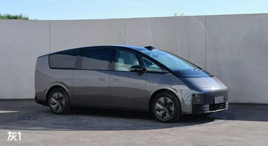 Li Auto Mega — новый электрический минивэн из Китая, похожий на скоростной поезд