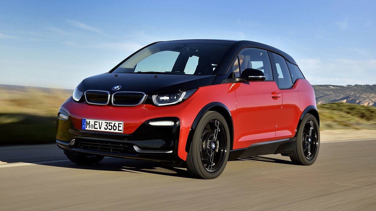 BMW i3 2020 года можно приобрести по цене 745 тысяч рублей.