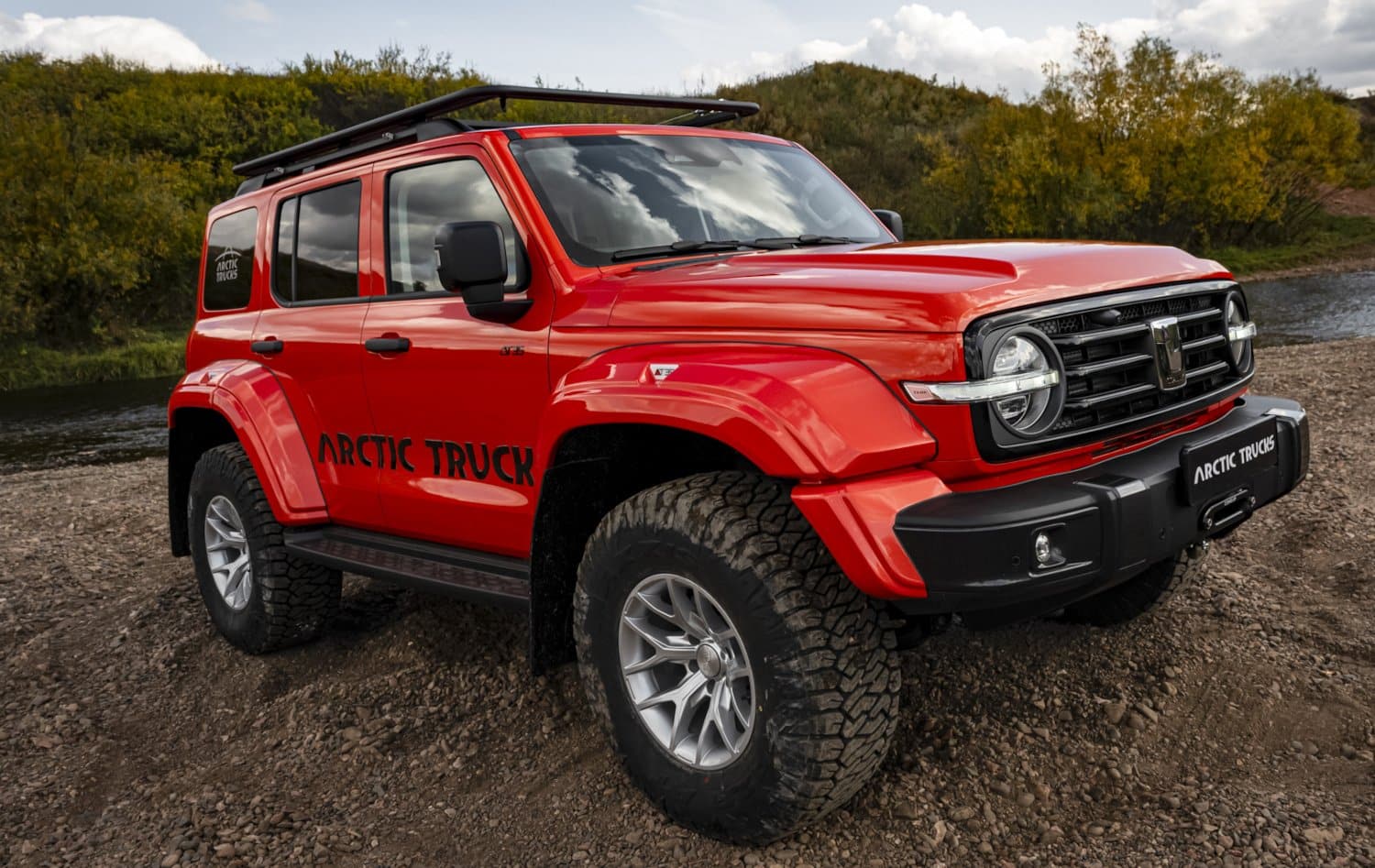 Китайский внедорожник Танк 300 от Arctic Trucks