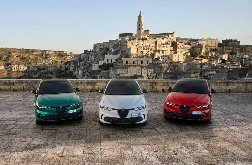 Alfa Romeo Tonale, Giulia и Stelvio 2024 в версии Tributo Italiano
