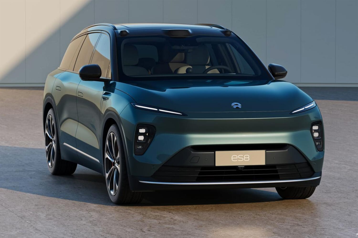 Nio ES8 2024 обойдется в России в 16,3 млн рублей