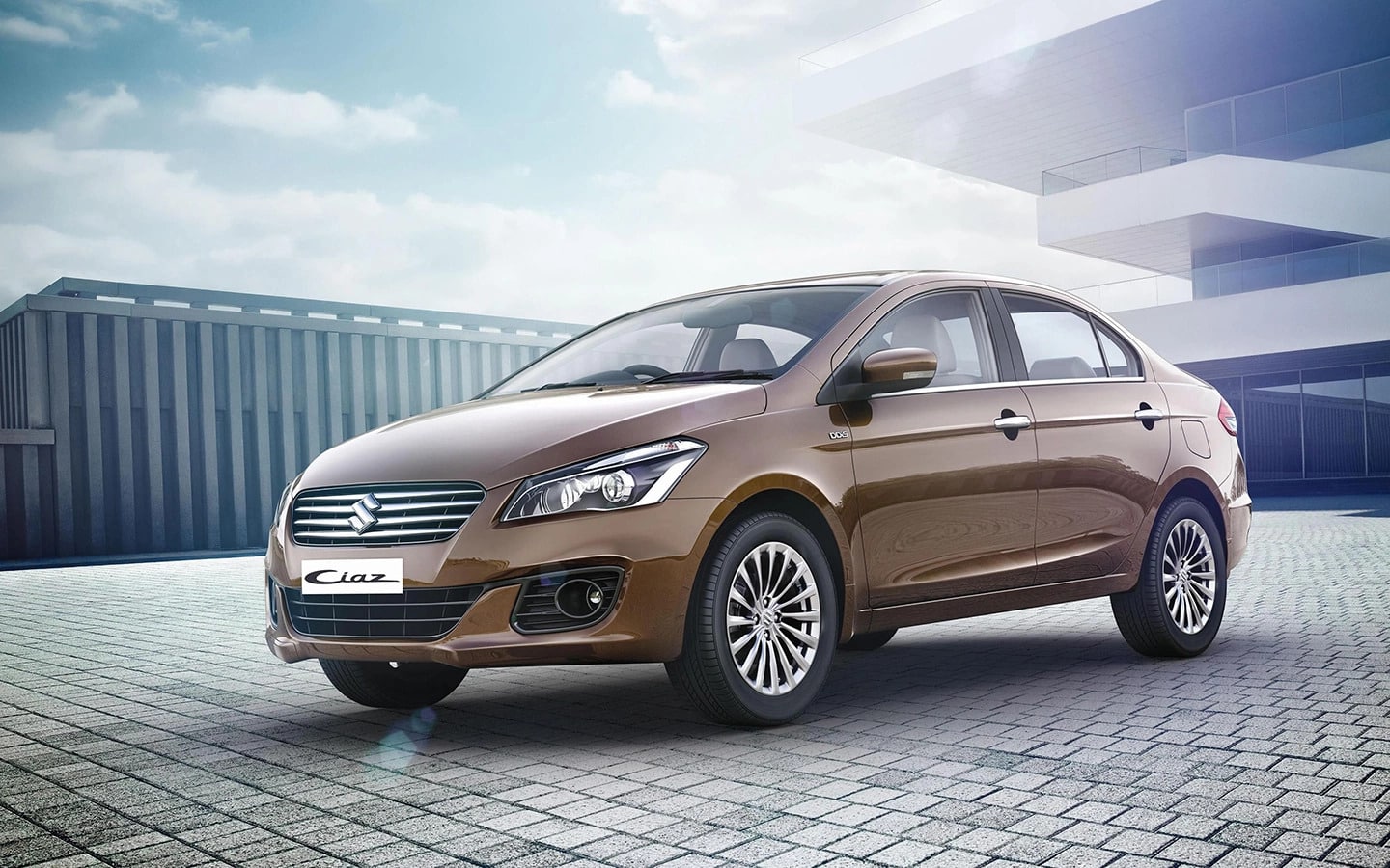 Suzuki Ciaz 2023 появился в российских автосалонах