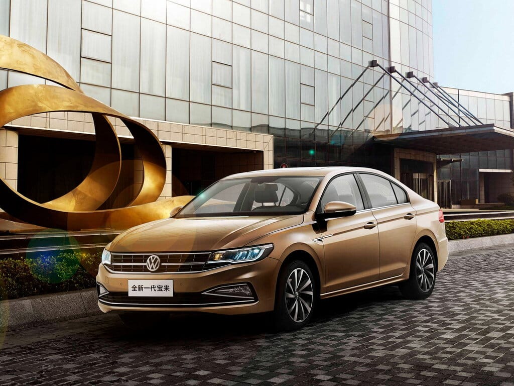 Три самых бюджетных седана от Suzuki, Toyota и Volkswagen стали еще доступнее на российском рынке: все подробности