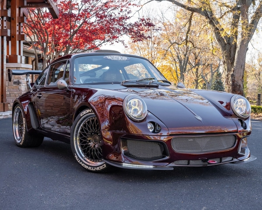 Классический Porsche 911 со смешным тюнингом и LS3 V8