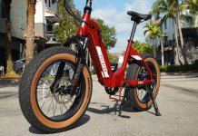 Предложения по электровелосипедам Aventon касаются моделей Sinch и Abound
