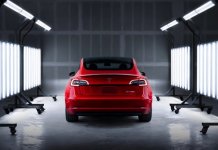 Герой расширенной гарантии Tesla