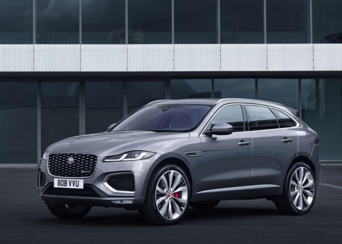 Jaguar F-Pace 2016 выставлен на продажу в Барнауле