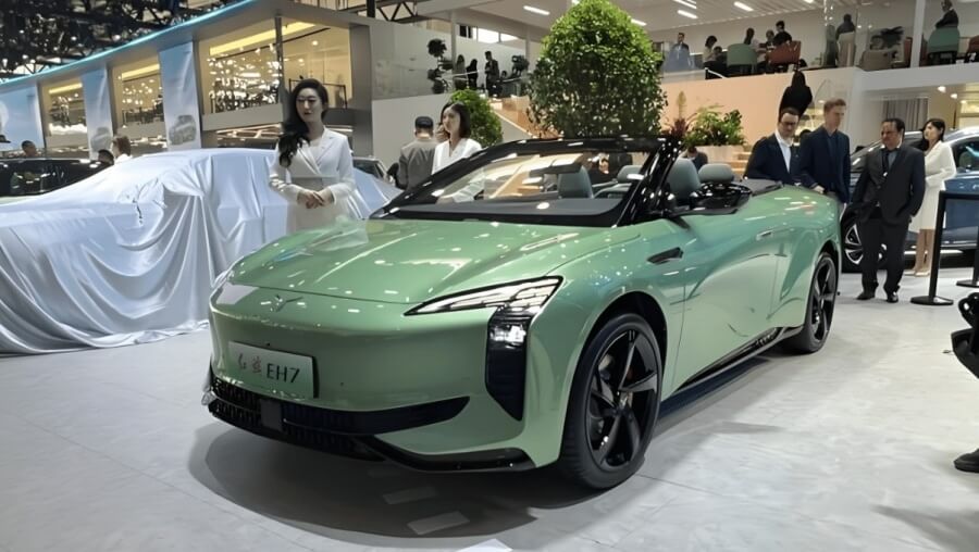 Hongqi представляет стильный электрический кабриолет EH7