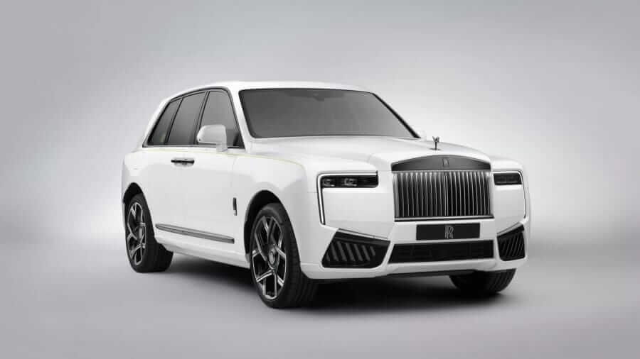 Rolls-Royce обновил внедорожник Cullinan | carakoom.com