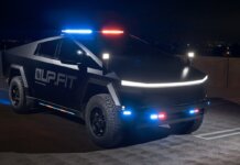 Полицейский автомобиль Tesla Cybertruck отключил производительность 1