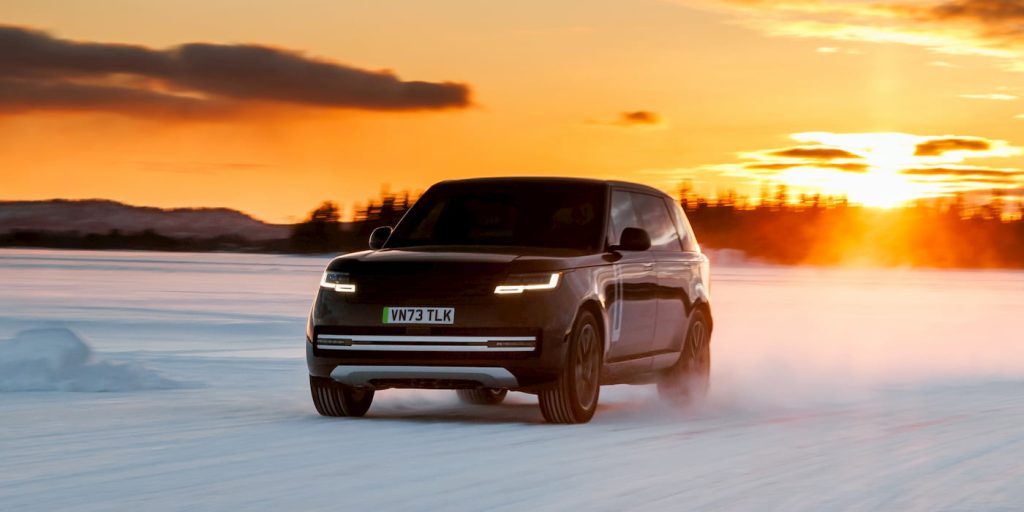 Резервирование электромобилей Range-Rover