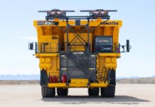 Komatsu представляет независимый от мощности самосвал 930E — для дизельных, электрических и водородных двигателей